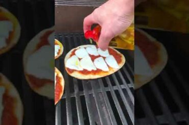 Fast & Easy Grilled Naan Pizza