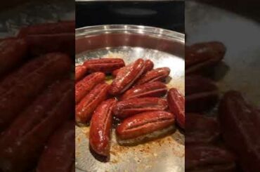 Cooking Italian Smoked link sausage 👩🏻‍🍳