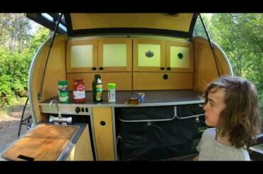 Cooking Italian Sausage Pasta on the Lochsa River in the Toyota Tundra TRD Pro with Offroad Teardrop