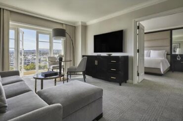 Four Seasons Hotel Los Angeles at Beverly Hills, Los Angeles, CA 90048, United States of America