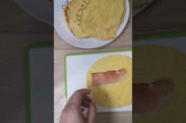 ONLY 2 INGREDIENTS AND ITALIAN DINNER IS ready. Solo 2 ingredienti  CREAPES FORMAGGI E Speck