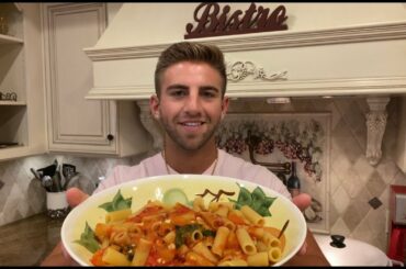 Chris Ruggiero - Authentic Italian Pomodoro Sauce