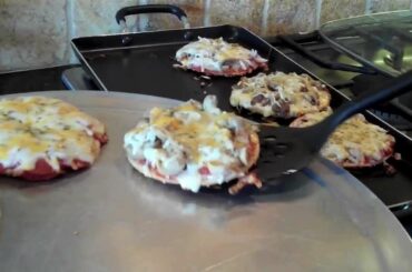 VITO'S ITALIAN CUCINA  BAGEL PIZZA & RECIPE