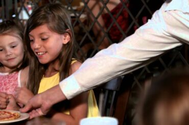 Carmine's a Vegas Favorite for Italian Dining