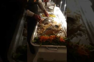 To have dinner in Naples Italy 🇮🇹