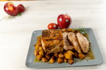 Pork Loin with Apples Recipe - A traditional way to make pork loin in Tuscany