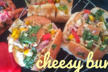 stuffed cheese pav recipe|| stuffed Italian bun || Peri Peri stuffed pav recipe