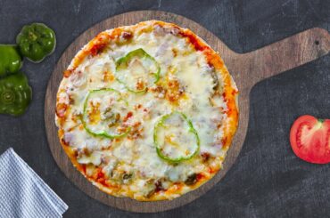 Italian Pizza Recipe | With Pizza Sauce | Best And Easy Homemade Recipe | By DishBites