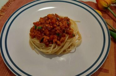 SPICY SPAGHETTI BOLOGNESE | RECREATE JAMIE OLIVER RECIPE | ITALIAN DISH WITH ASIAN TOUCH