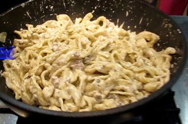THE ITALIAN FOOD: homemade pasta:  TAGLIATELLE alla NORCINA