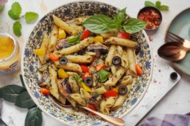 (VEGAN) Traditional Pesto Pasta with Pesto Sauce Recipe | Easy, Tasty & Italian Style Pesto Pasta