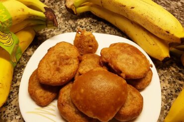 সুস্বাদু  কলার  পিঠা | কলার বড়া | Kola pitha | Kolar Bora, lftar Recipes Bangla | Banana Fritters