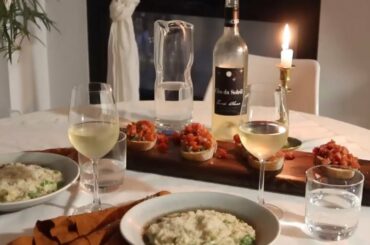 an Italian dinner - Tuscan bread, bruschetta & Leak and green pea risotto