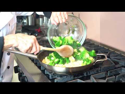 Sneak Peek: Cavatelli & Broccoli (Cavatelli e Broccoli)! Sneak Peek: Cavatelli & Broccoli (Cavatelli e Broccoli)!
