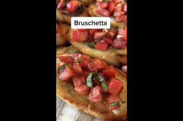 HOW TO MAKE ITALIAN BRUSCHETTA
