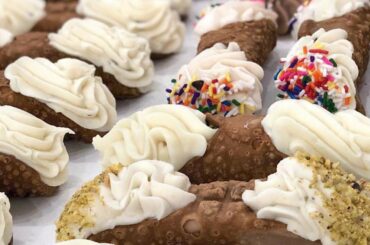 Authentic Italian cannoli on wheels! | Bite Size