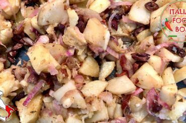 Baked Potatoes with Olives - Italian Style (+ red onion & sundried tomatoes!)