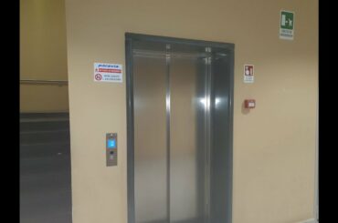 2012 Paravia MRL Traction Elevator@Autogrill Baronissi Est Restaurant, Baronissi, Italy