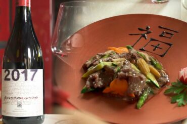 “PASSOROSSO” ETNA ROSSO DOC AND STIR-FRIED BEEF FILLET WITH VEGETABLES