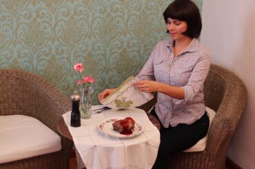 clip olive gardens women seat down italian food flower pink green wallpaper salt chair 70s mexico tv