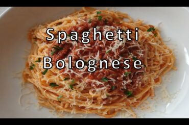 How to easily cook a delicious Italian style Beef Spaghetti Bolognese / step by step video guide