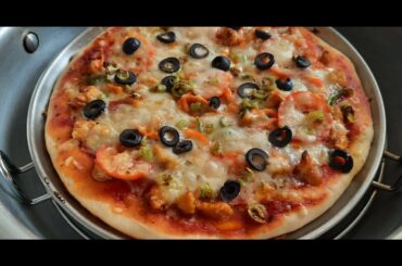 How to Make pizza in home no oven italian chiken pizza ricepe | pizza banane ka tariqa plz subcribe