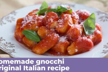 HOMEMADE POTATO GNOCCHI - Original Italian recipe