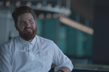 Alex Prichard / Icebergs Dining Room and Bar