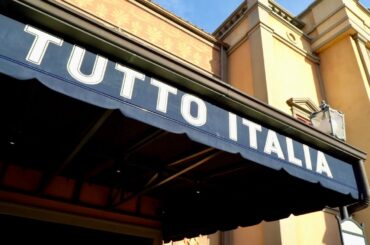 Dinner at Tutto Italia Ristorante in EPCOT | Walt Disney World