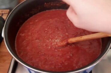 Fun cooking Italian recipe with French explanation: La Lasagna