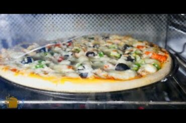 preparing Pizza at home in 5 minute | Pizza Recipe Pakistani ( in urdu )