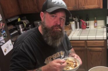 LINGUINE WITH CHICKEN & GOAT CHEESE / COPYCAT FROM MY FAVORITE LOCAL ITALIAN RESTAURANT / EAT THIS!