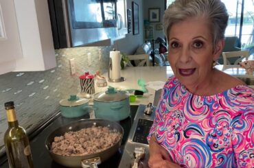 Thanksgiving Recipes - Italian Pork Stuffing & Homemade Cranberry Sauce