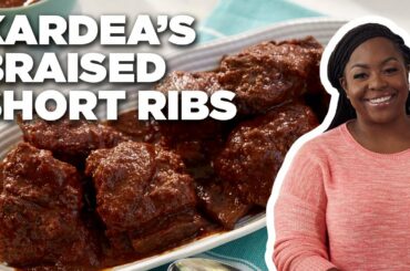 Kardea Brown's Red Wine-Braised Beef Short Ribs | Delicious Miss Brown | Food Network