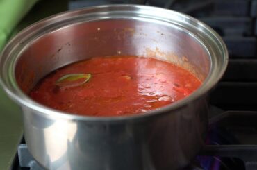 Sneak Peek: Salsa Marianara (Salsa Marinara)!