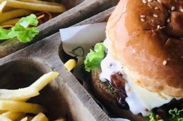 #foodieman #food #kannur #turkwise #peterbrozs