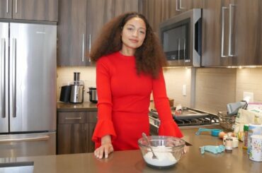 Favorite Holiday Cookie Recipe | Dana Williams