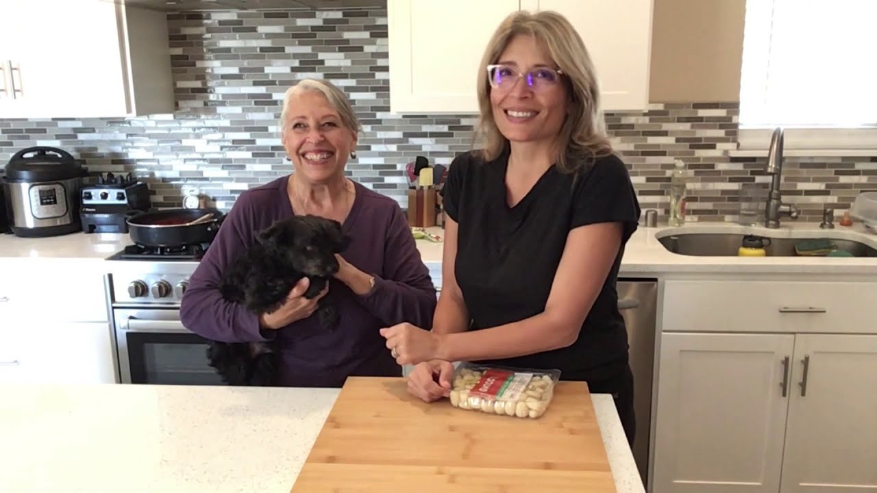 Vegan Italian Marinara Sauce; WFPBNO, HCLF, Easy Vegan Cooking with VeganMamaNana Vegan Italian Marinara Sauce; WFPBNO, HCLF, Easy Vegan Cooking with VeganMamaNana