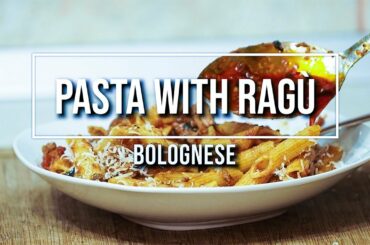 Pasta with ragu recipe. Ragu alla bolognese. Pasta bolognese. Meat and red sauce pasta.