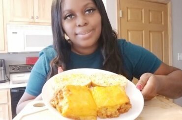 BEEF & ITALIAN SAUSAGE LASAGNA AND GARLIC CHEESE BREAD
