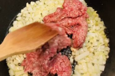 Quick and easy to cook spicy Italian sausage penne pasta