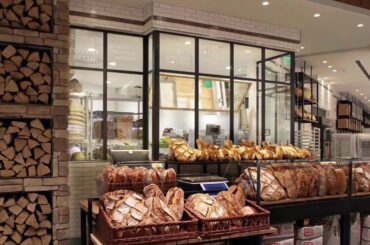 CUTE (and very large) Italian Market