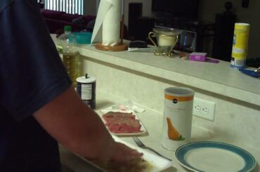 How to make cotoletta alla milanese - Italian Recipe