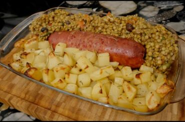Let's cook cotechino, lenticchie e patate al forno (pork leg sausage, lentils oven roasted potatoes)