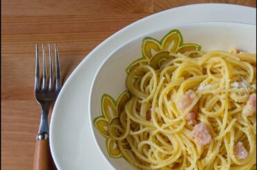 Italian SPAGHETTI CARBONARA - original Italian recipe