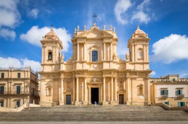 Unknown Facts About Travel to the Island of Sicily in Italy - An Itinerary (Podcast)