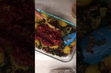 Let's make... Italian spaghetti squash bake!!! #cookingwithcoachm