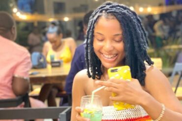 BEST RESTAURANT IN BENIN ??? WOODS RESTAURANT REVIEW VIDEO