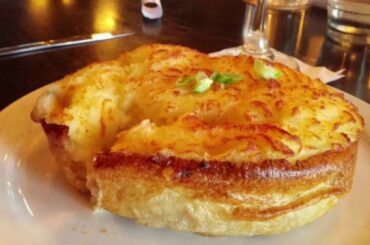 Ye Olde Squire Upper James, Hamilton, Ontario - Best Restaurants in Hamilton