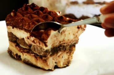 Easy Tiramisu Recipe :: Italian Special!